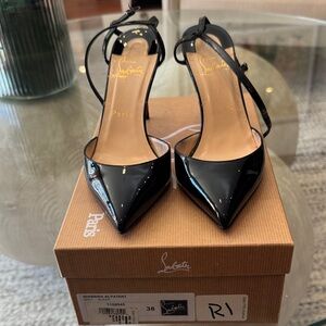 CHRISTIAN LOUBOUTIN rivierina heels 38